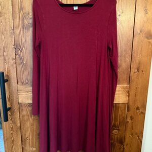 Old Navy Long‑Sleeve Maroon Dress Size Large